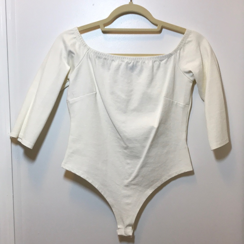 Lulu’s White Bodysuit Size Large